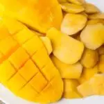 What does mango taste like